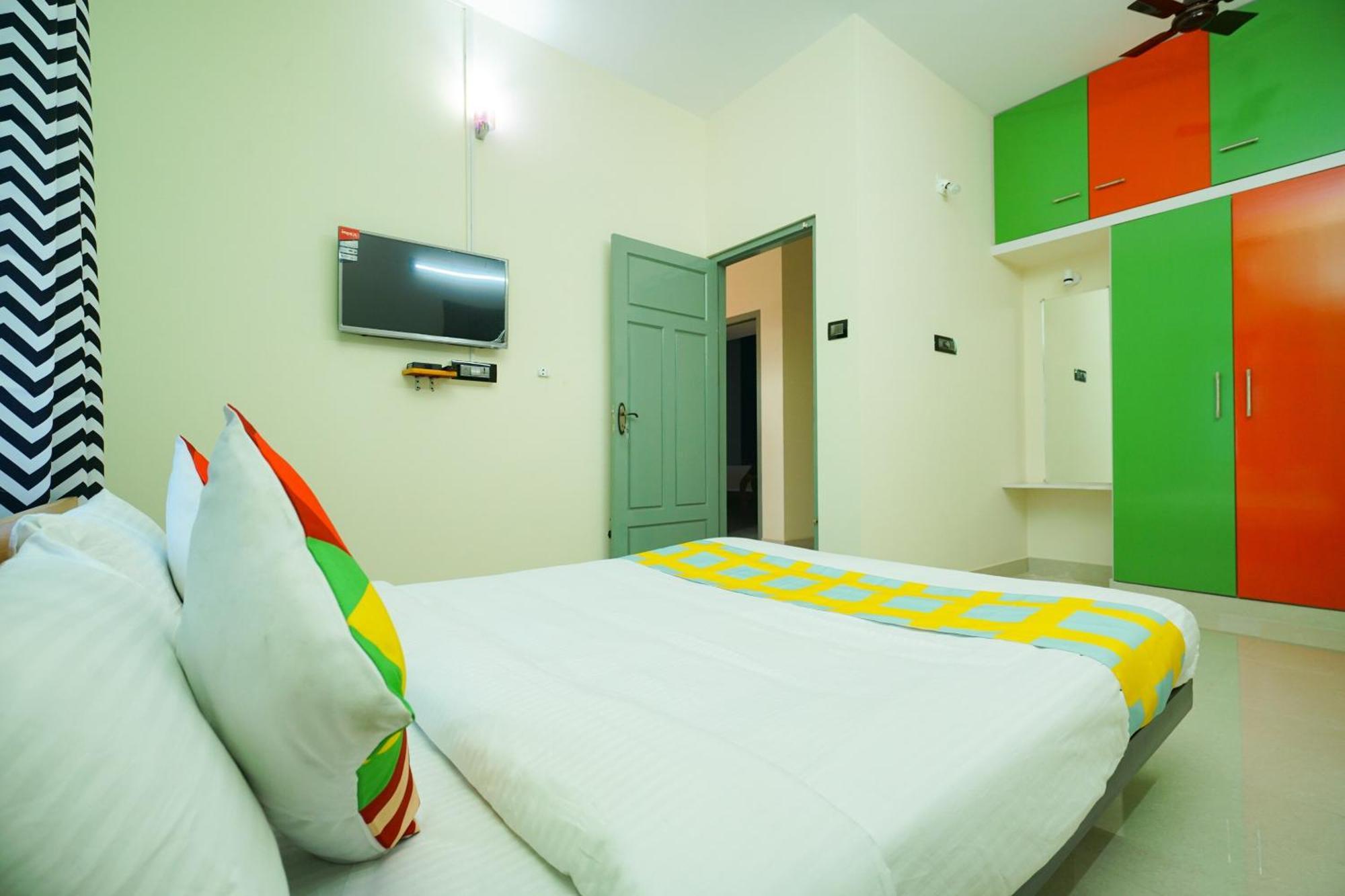 Hotel O Majestic Stays Kazhakuttam المظهر الخارجي الصورة