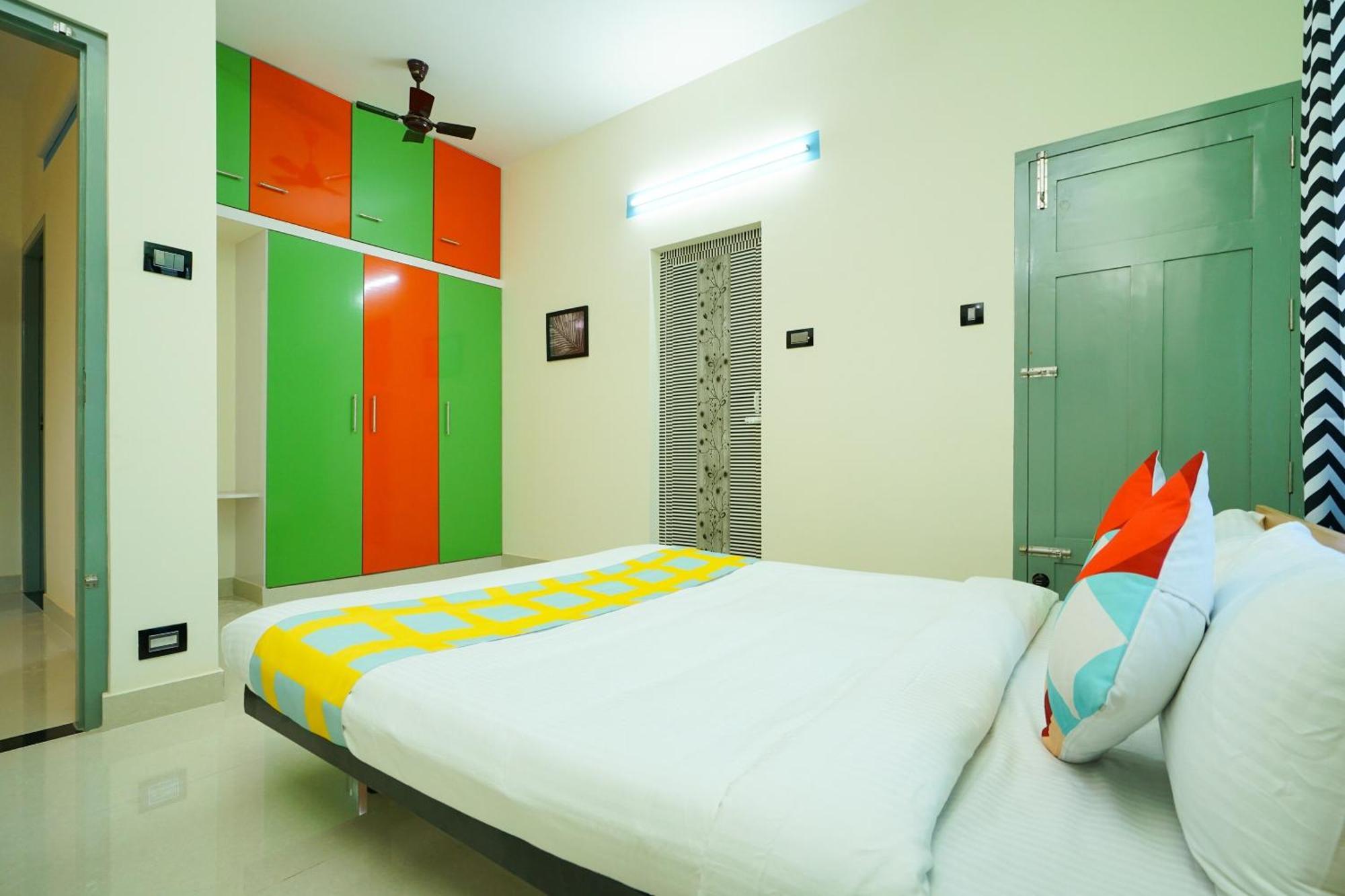 Hotel O Majestic Stays Kazhakuttam المظهر الخارجي الصورة